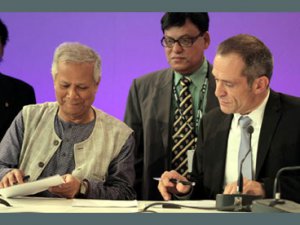 Schneider Electric y Grameen Shakti crean Grameen Schneider Electric Schneider Electric y Grameen Shakti crean Grameen Schneider Electric