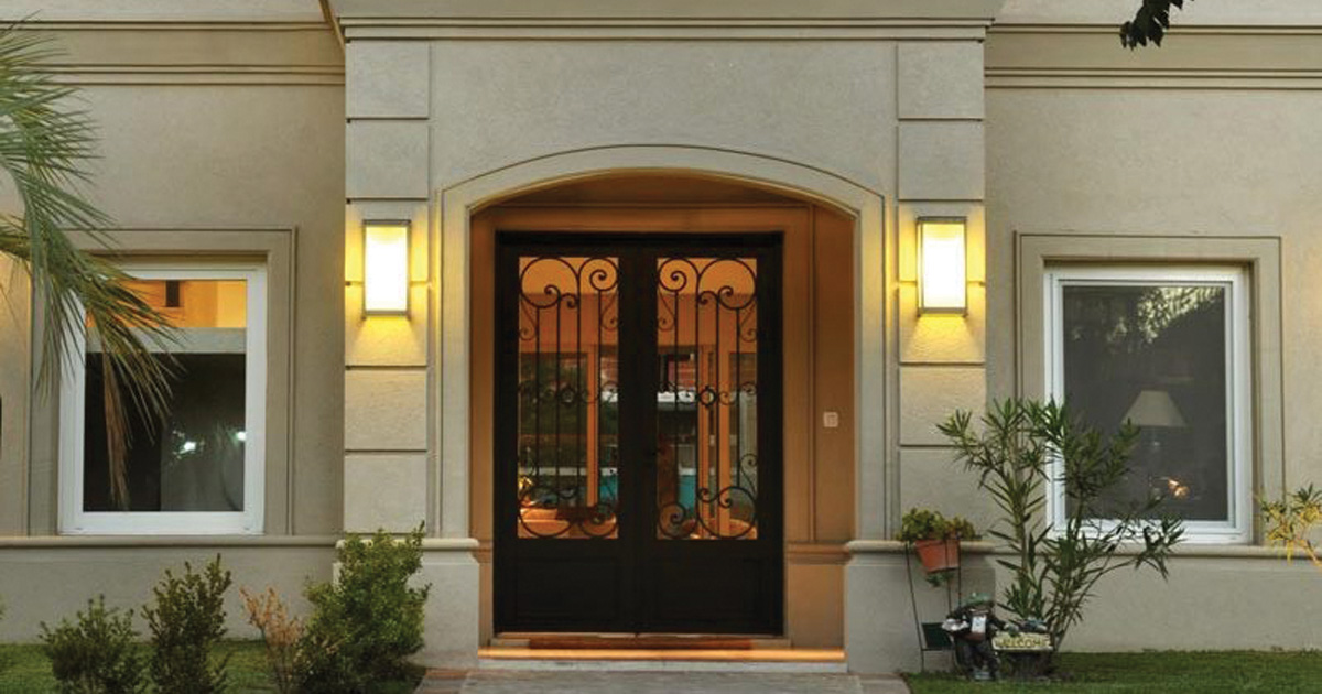 Del Hierro Design ofrece variedad de modelos de puertas con bellísimos diseños, elegancia, fortaleza y durabilidad.