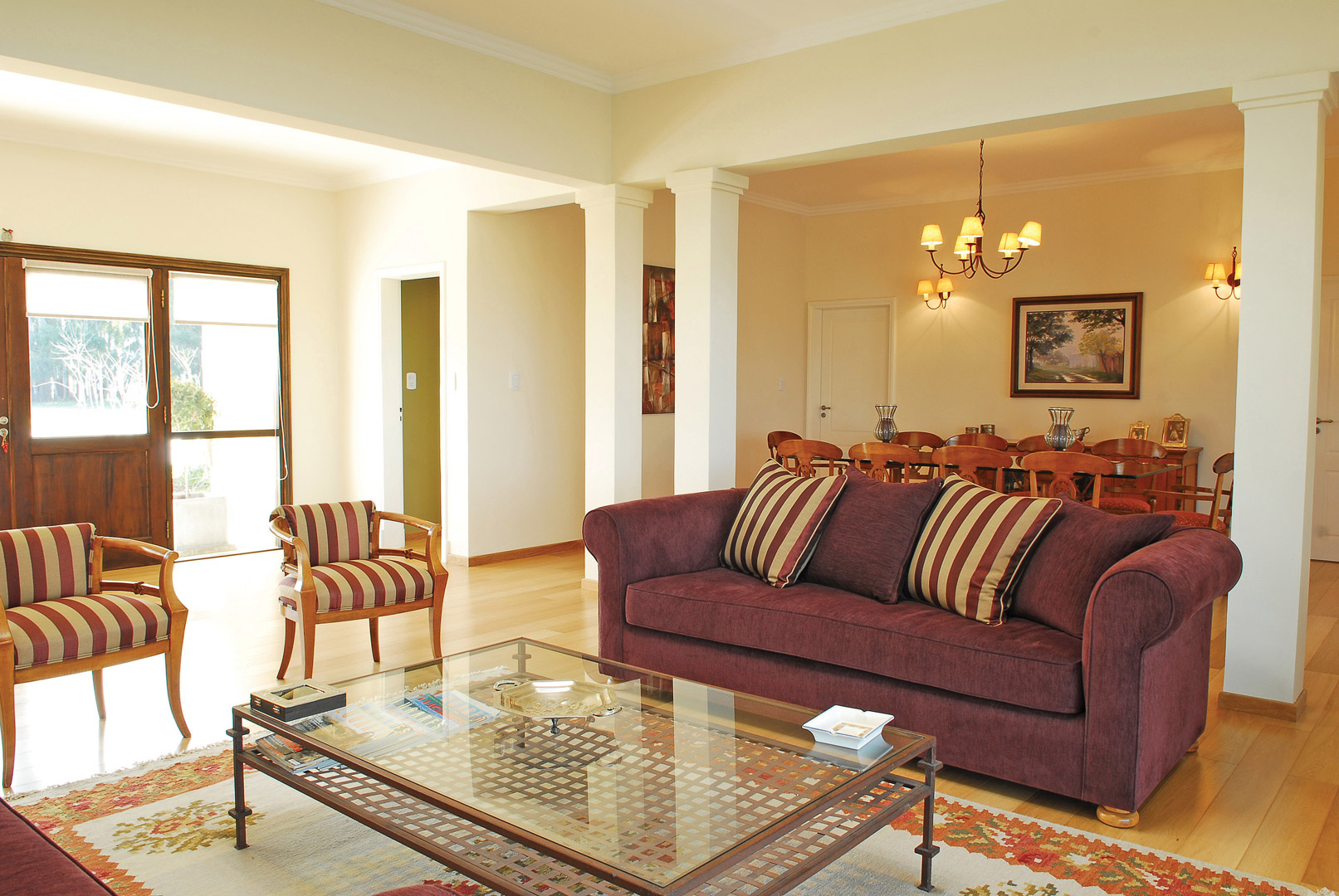 Arquinova Casas y Estudio Tomás y Fredi Llosa