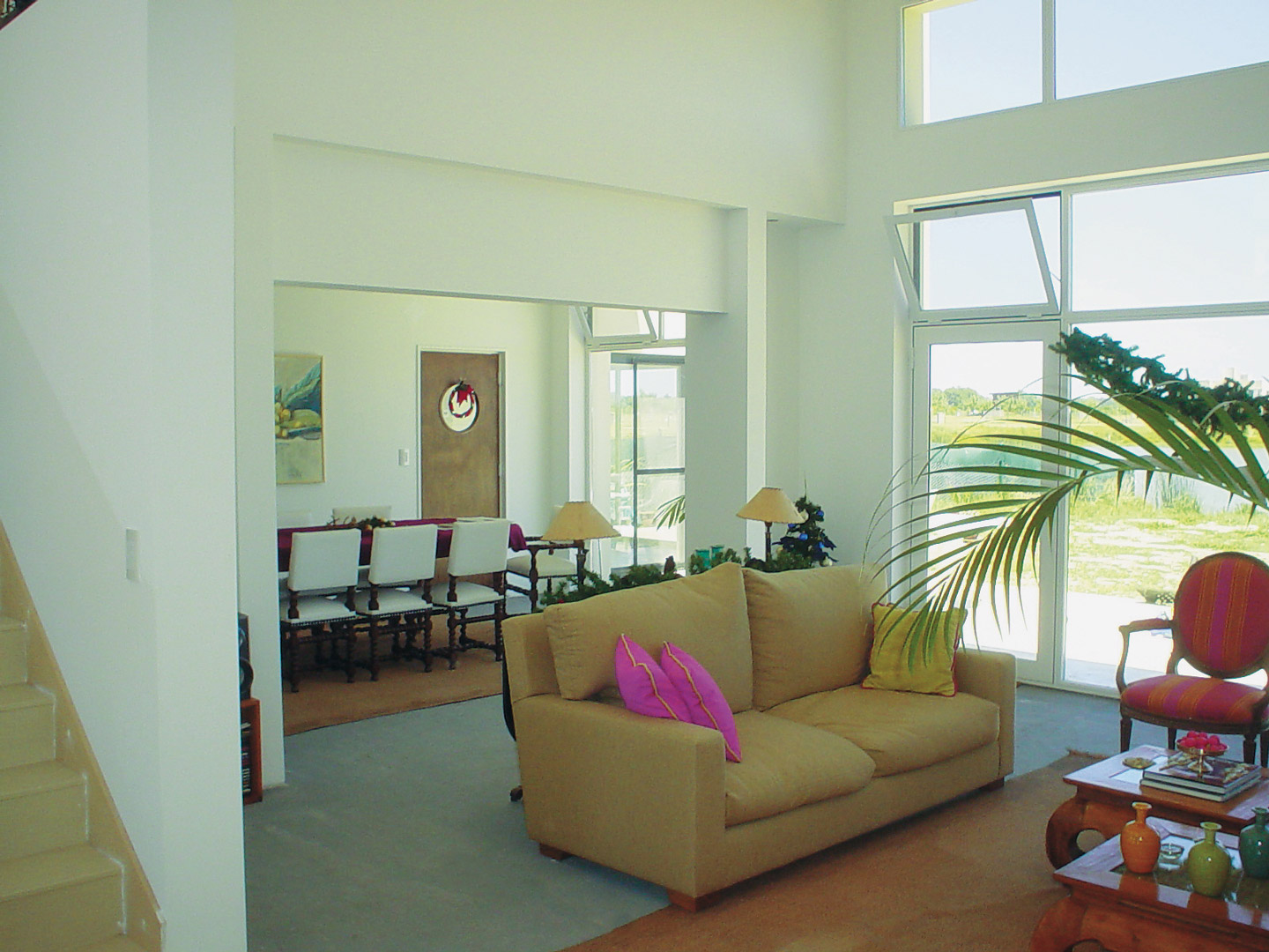 Arquinova Casas y Estudio Tomás y Fredi Llosa