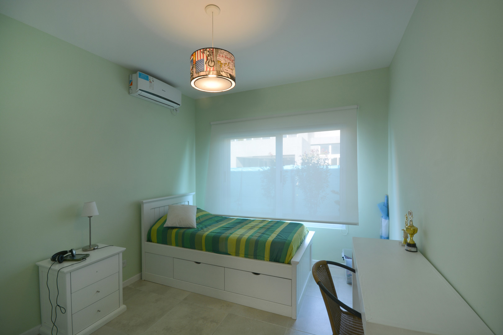 Arquinova Casas y Estudio Tomás y Fredi Llosa