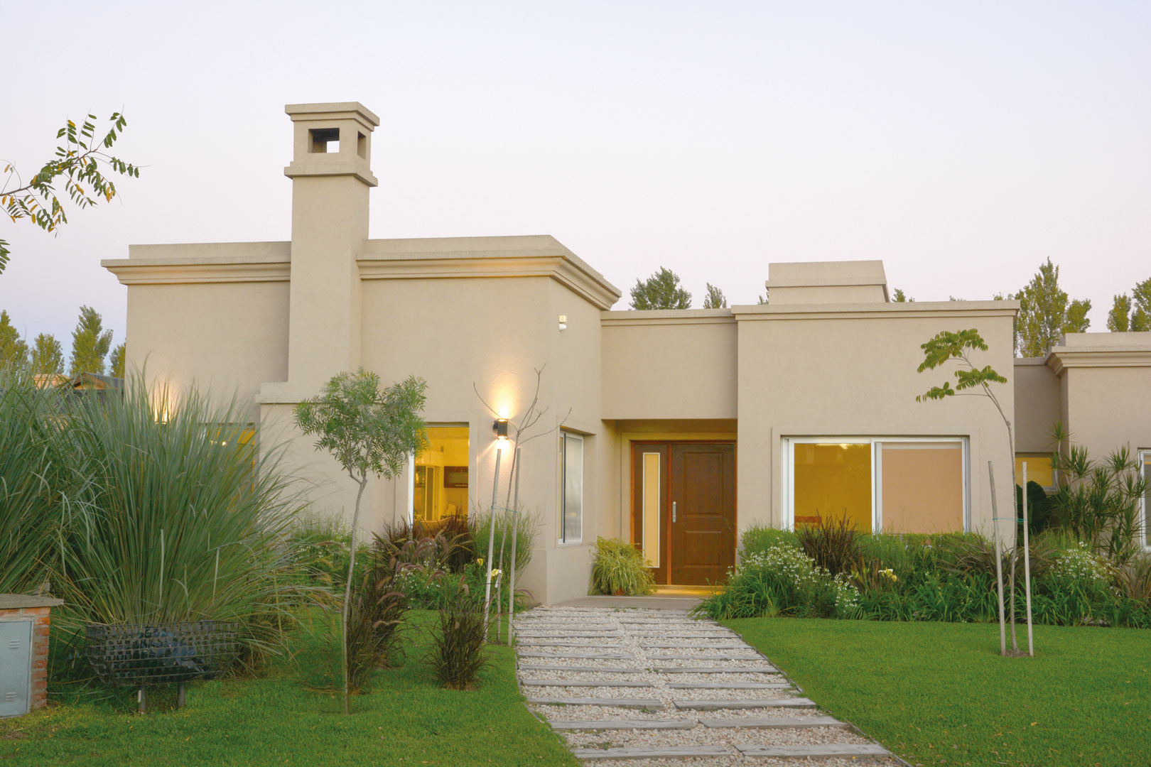 Arquinova Casas y Estudio Tomás y Fredi Llosa