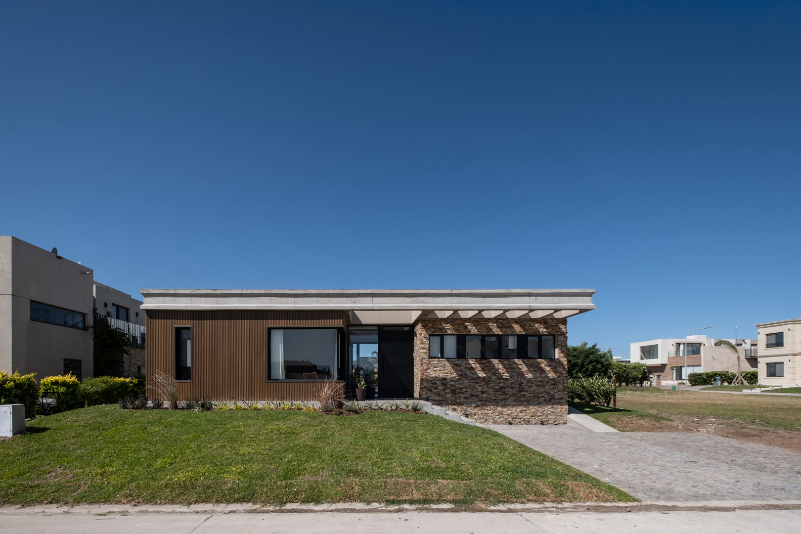 DS Arquitectos Dahab Schestatzky
