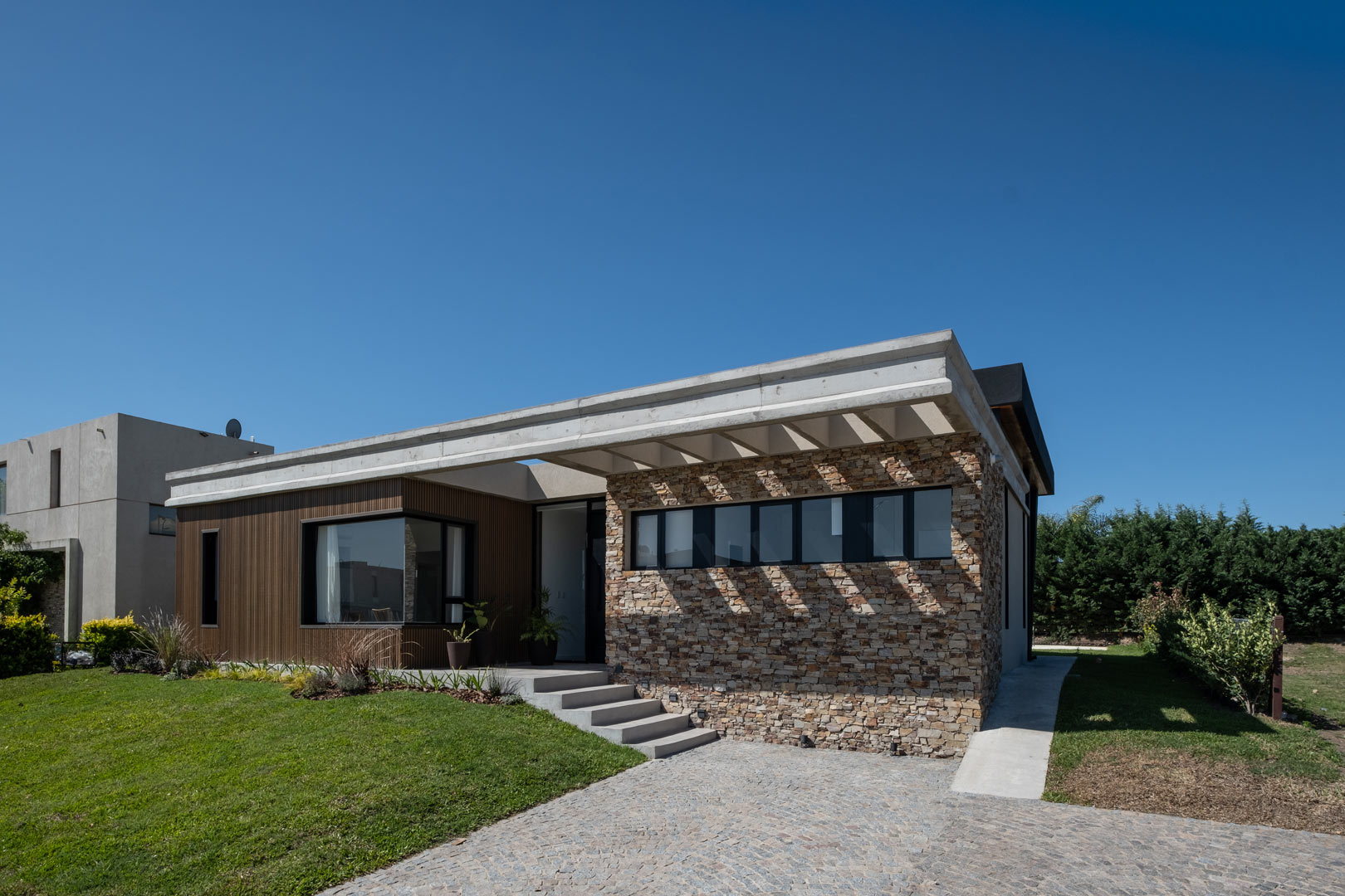 DS Arquitectos Dahab Schestatzky