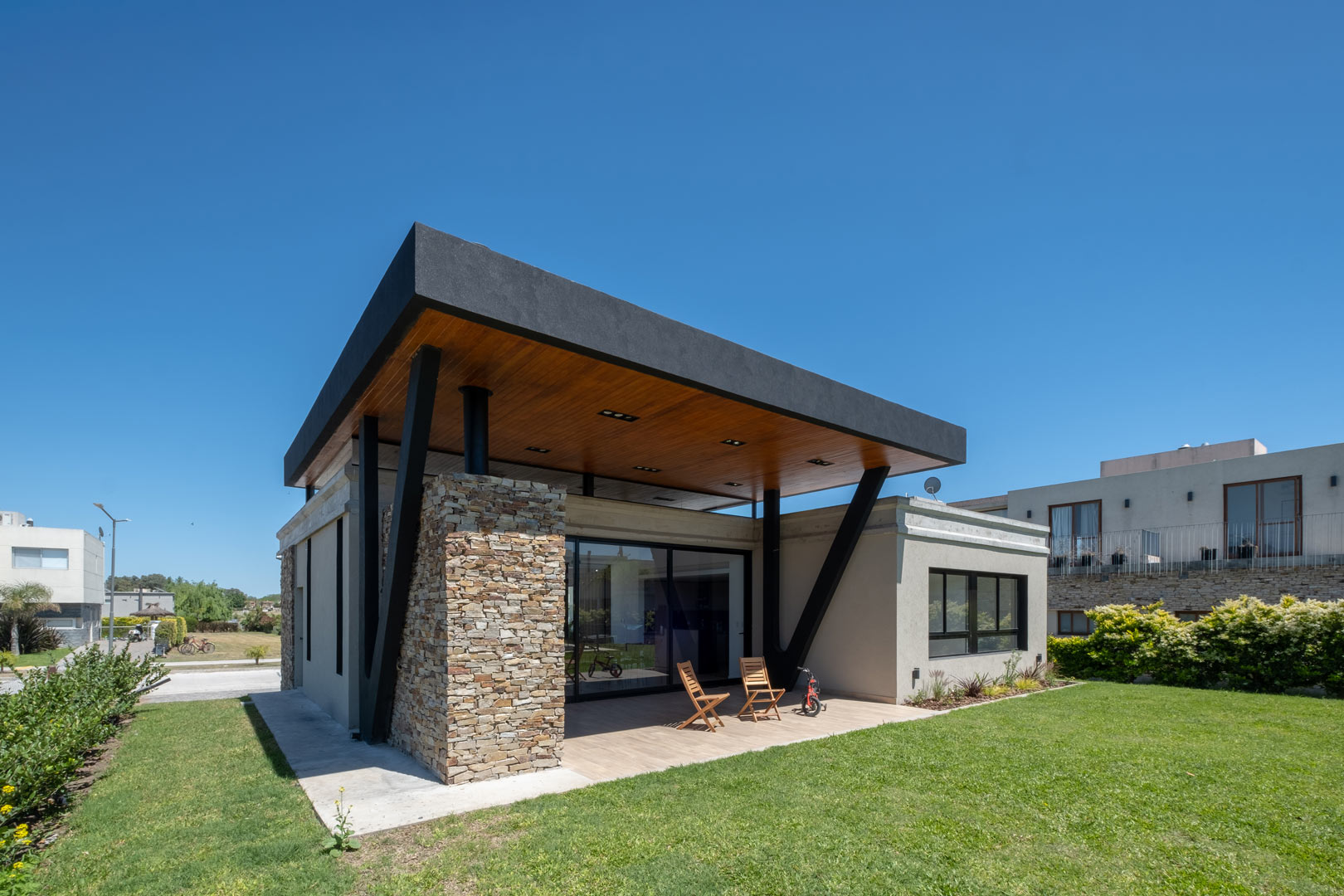 DS Arquitectos Dahab Schestatzky