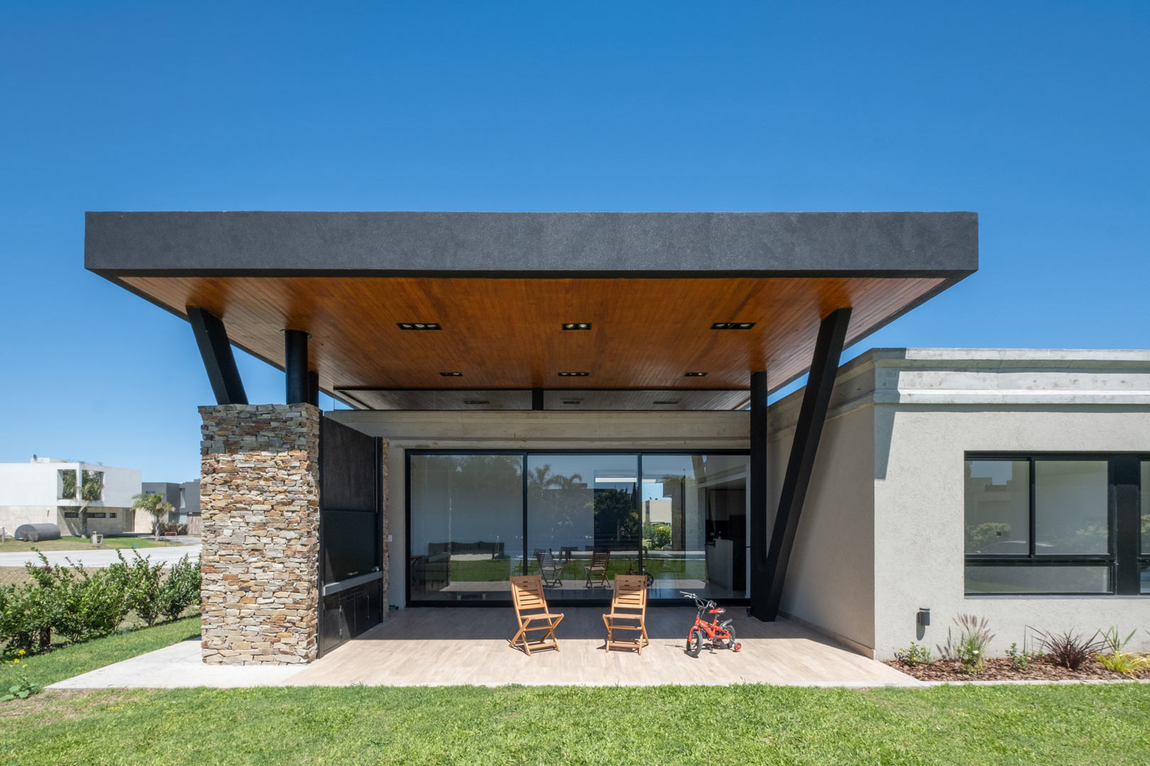 DS Arquitectos Dahab Schestatzky