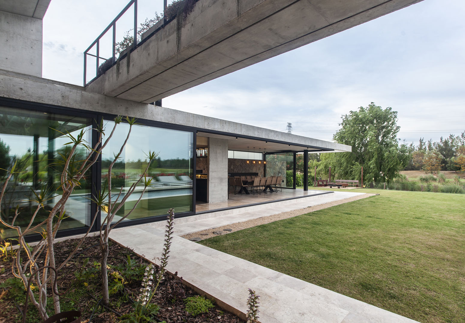 OON Architecture