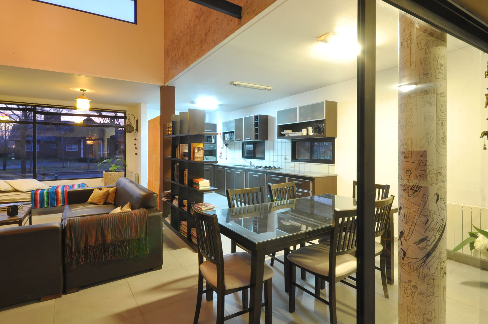 PAVLOFF - REGALINI & Asociados / Estudio de Arquitectura