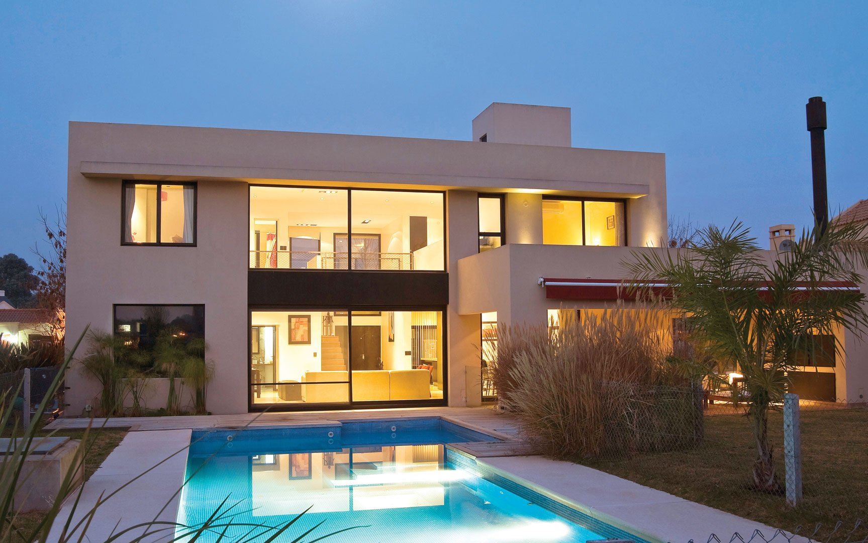 PAVLOFF - REGALINI & Asociados / Estudio de Arquitectura