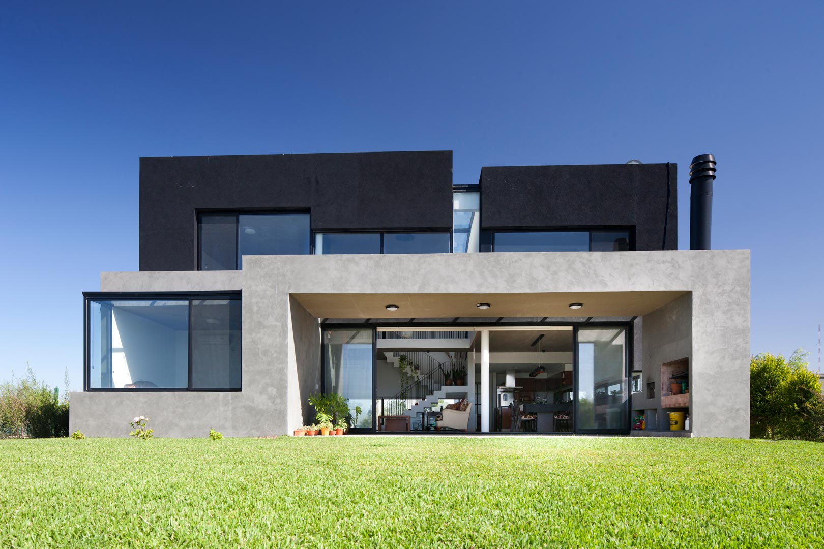 SPEZIALE LINARES Arquitectos