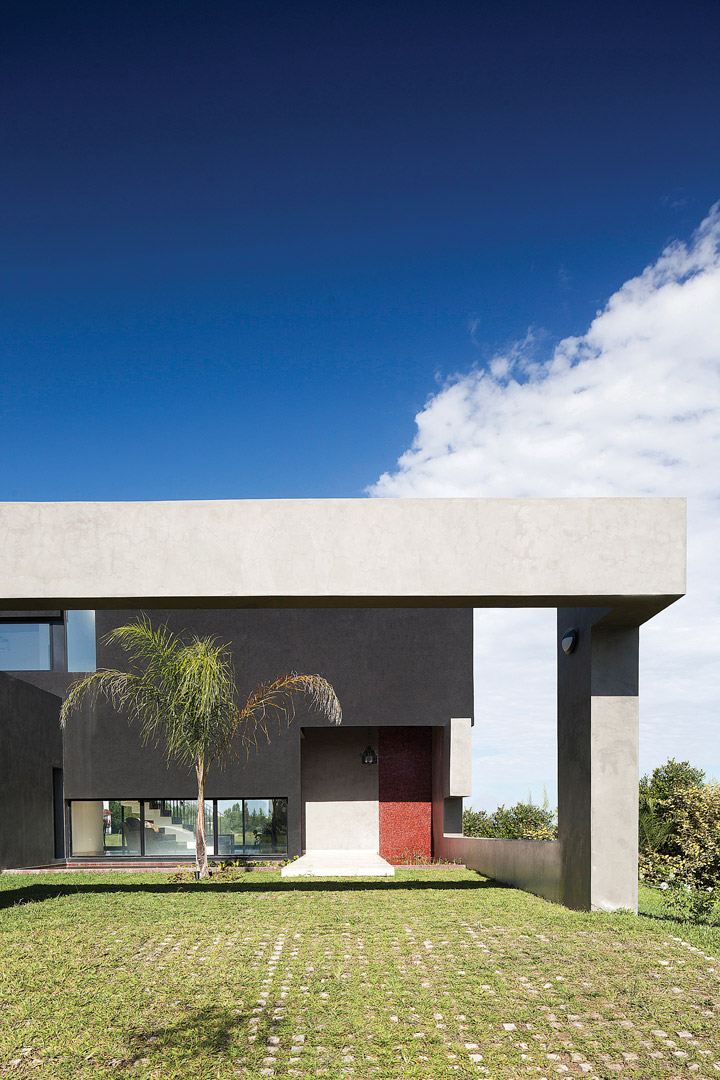 SPEZIALE LINARES Arquitectos
