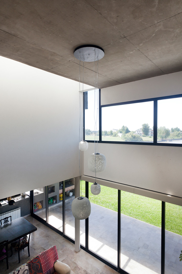 SPEZIALE LINARES Arquitectos