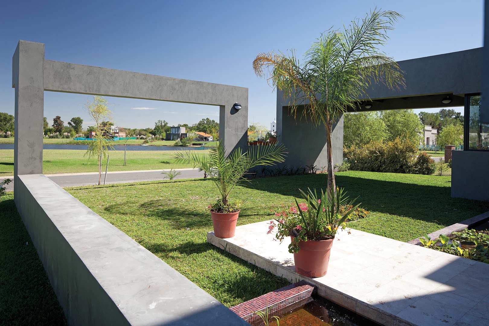 SPEZIALE LINARES Arquitectos