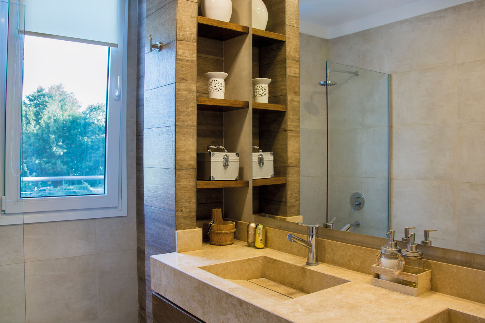 Vaccarezza, Tenesini & Angelone Arquitectos